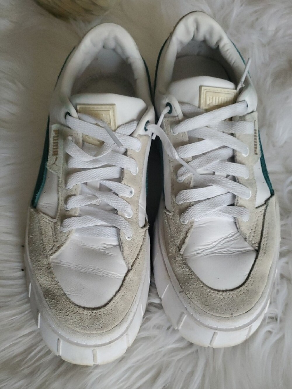 Puma White Wedge Sneakers with Teal Accent Size 7.5 - Picture 4 of 9